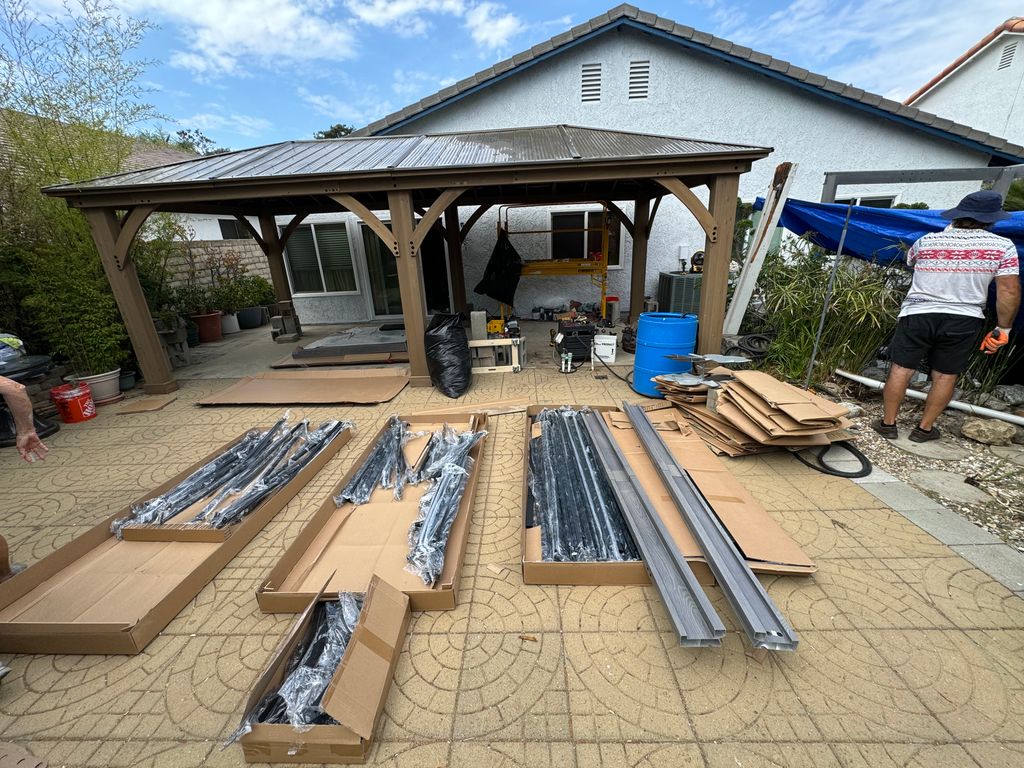 Gutter Cleaning by Construction Hub in Los Angeles