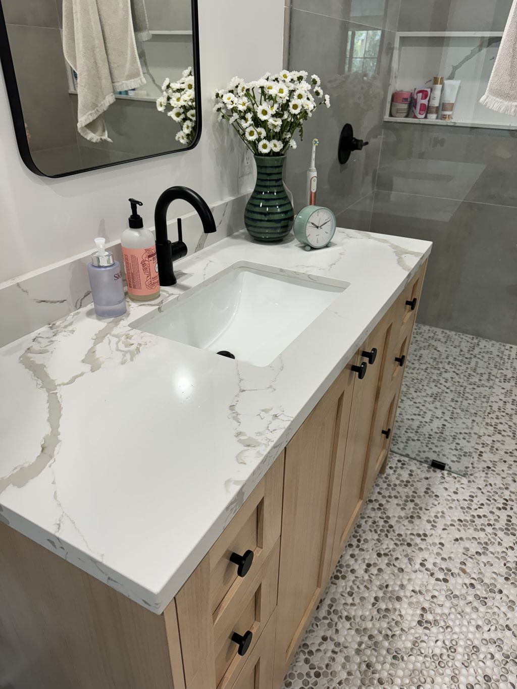 Caulking & Sealing by Construction Hub in Los Angeles
