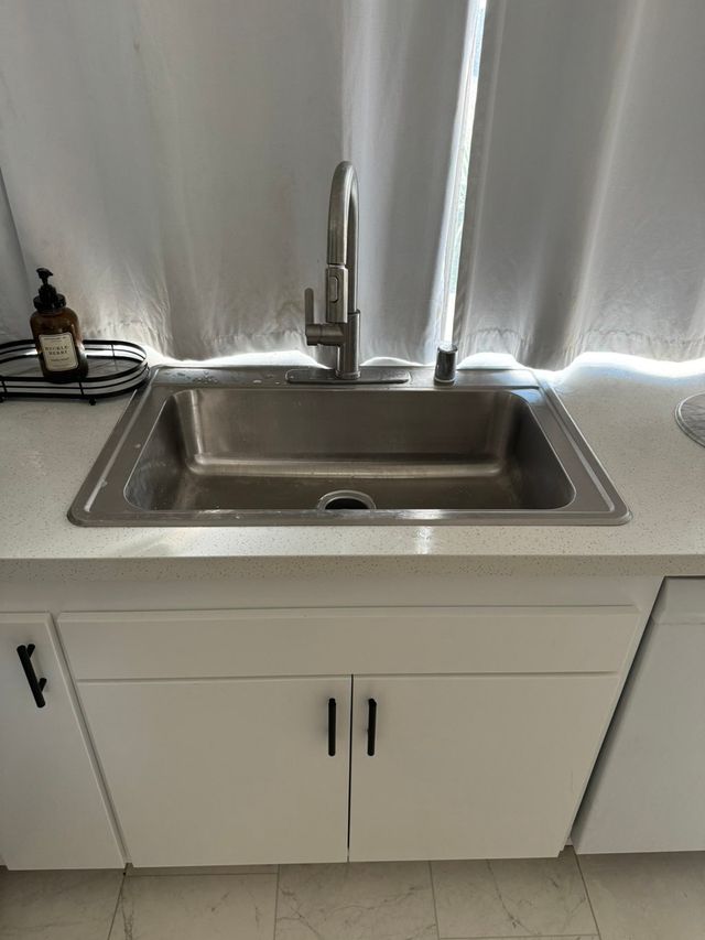 Caulking & Sealing by Construction Hub in Los Angeles